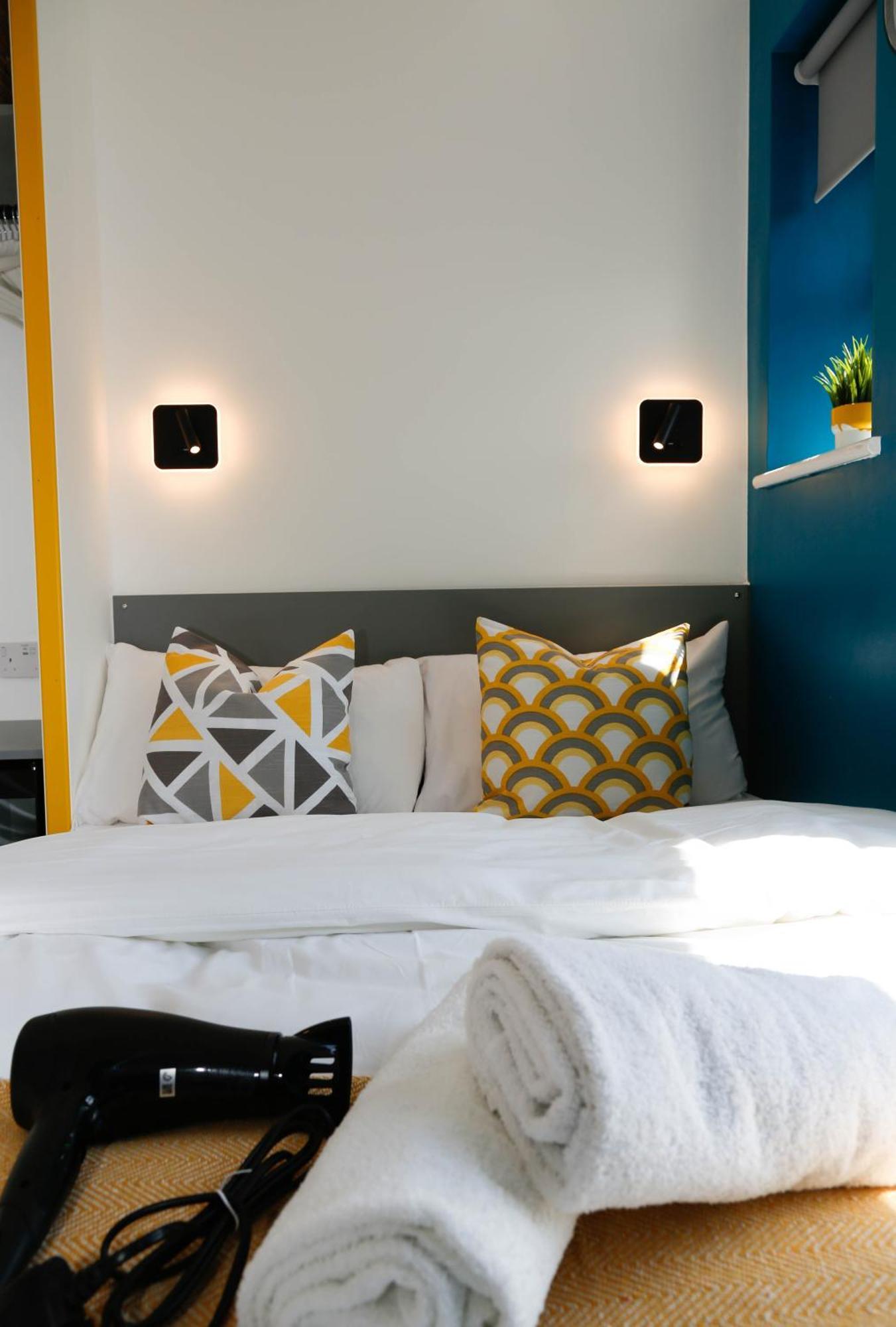 New Luxury Rooms In The Heart Of London Next To Shops, Cafes, Bars & Metro With Shared Bathrooms Exterior foto